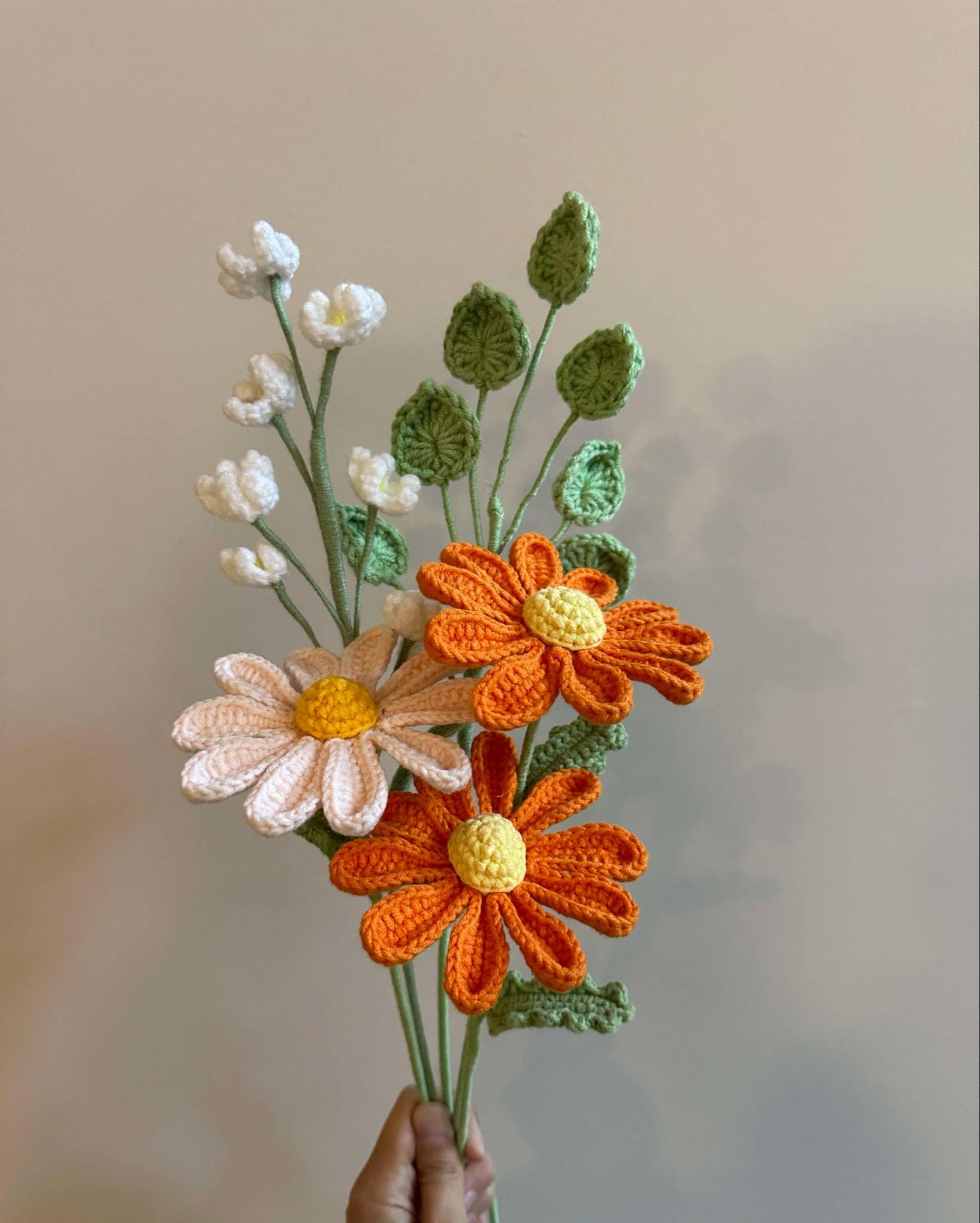 Daisy crochet bouquet